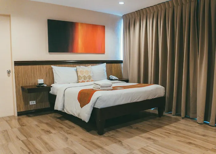 Deluxe King Room